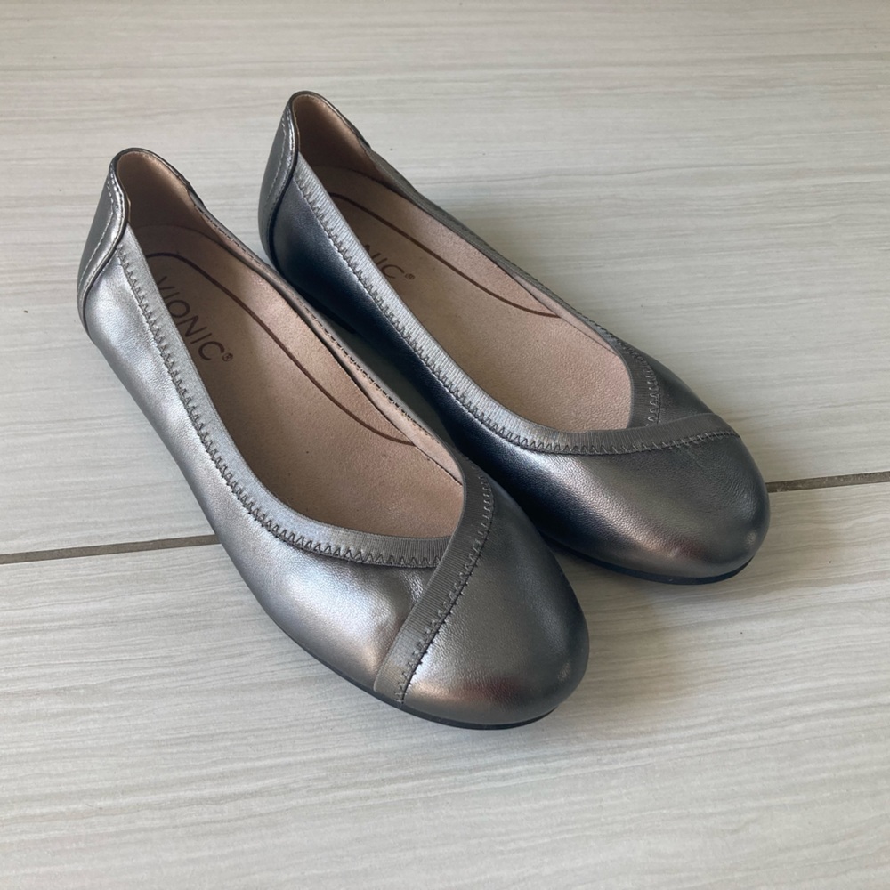 Vionic spark caroll women’s ballet flat like new